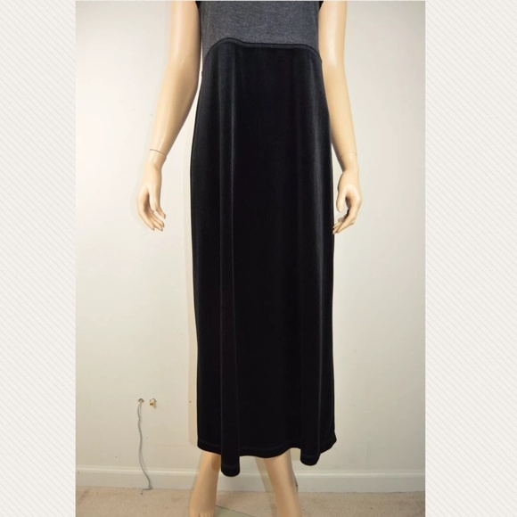 Carol Anderson Petites Chest 17'' Velvet Dress - Picture 3 of 8